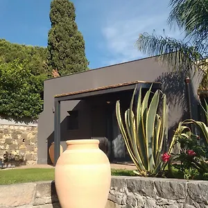 Avocado Beyond ** Giardini Naxos