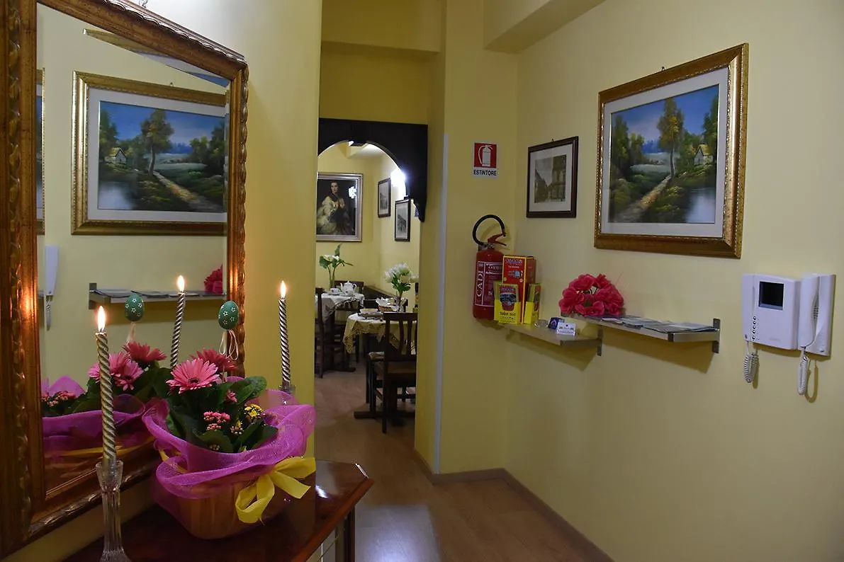 B&B La Casa Di Luigi Giardini-Naxos 3*,  Italië